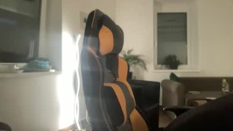 love bush online show from September 23, 9:47 pm