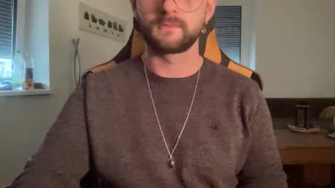 love bush online show from October 13, 3:18 pm