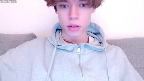 pawclaw online show from January 12, 11:42 pm