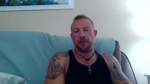 paytondaniel44 online show from April 22, 8:13 pm