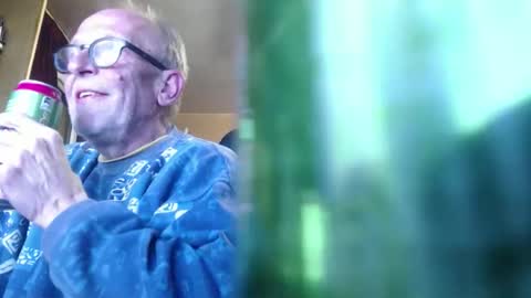 pc8474408 online show from April 2, 9:00 pm