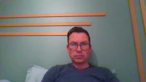 pchittt online show from December 5, 10:28 pm