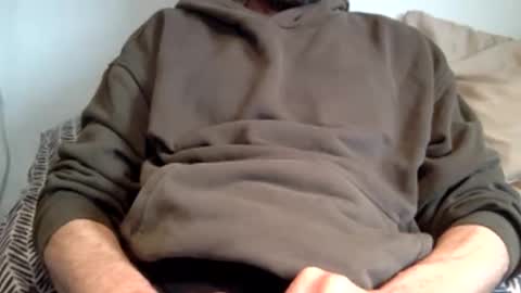 pea23 online show from April 4, 1:52 pm