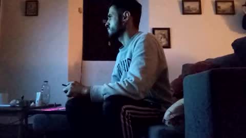 penesvoladores92 online show from December 4, 7:21 pm