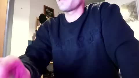 penesvoladores92 online show from December 8, 4:04 am