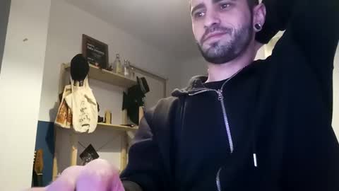 penesvoladores92 online show from December 29, 3:22 am