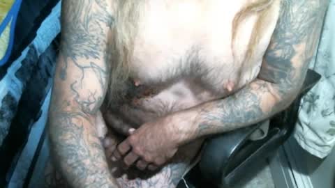 perkymalenipples online show from September 28, 12:03 pm