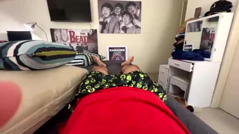 perthguytop online show from December 28, 9:30 pm