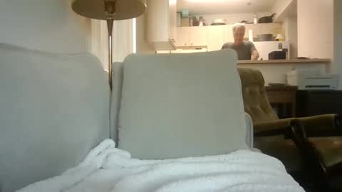 Nut4aNickel online show from January 5, 10:29 pm