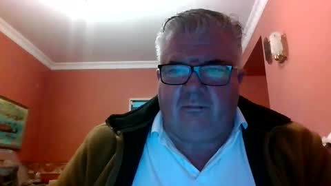 pete112991 online show from December 28, 3:27 pm