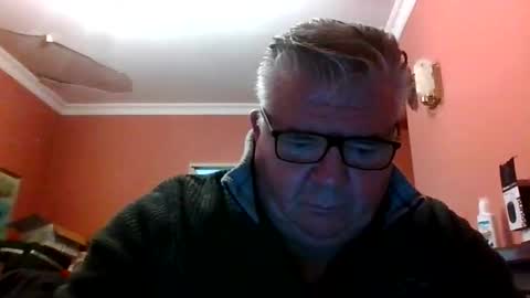 pete112991 online show from October 22, 11:58 am