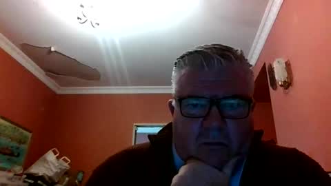 pete112991 online show from February 26, 3:46 pm