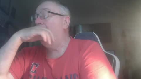 peterinohio57 online show from July 7, 11:47 am