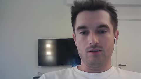 PhilipBorison online show from September 28, 12:47 pm