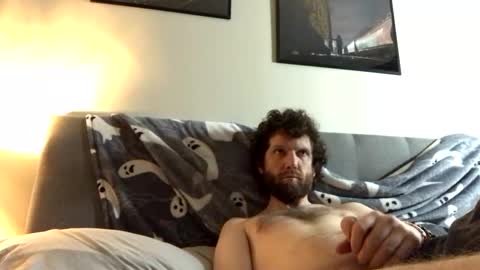 Phil online show from January 3, 3:05 am