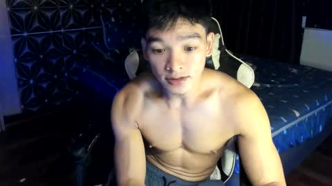 Snapshot of philhotbody chatting on February 10, 12:39 pm AJ online show from February 10, 12:39 pm