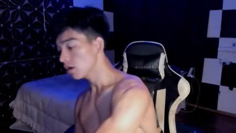 Snapshot of philhotbody chatting on September 15, 4:08 pm AJ online show from September 15, 4:08 pm