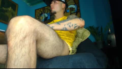 phlilloyhighclouds online show from March 4, 7:11 pm