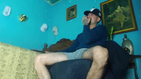 phlilloyhighclouds online show from January 25, 12:37 pm