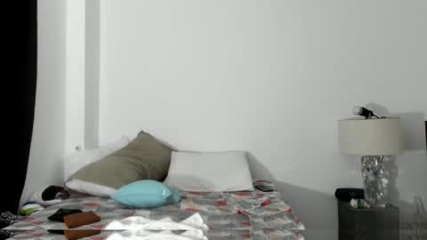 Snapshot of pikoro_gomez chatting on October 20, 12:47 am pikoro_gomez online show from October 20, 12:47 am