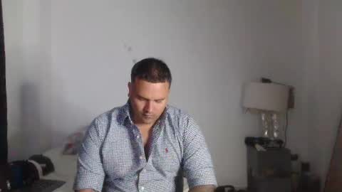 Snapshot of pikoro_gomez chatting on January 17, 2:39 am pikoro_gomez online show from January 17, 2:39 am