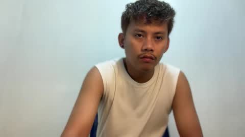 pingkoy0517 online show from May 18, 12:33 pm