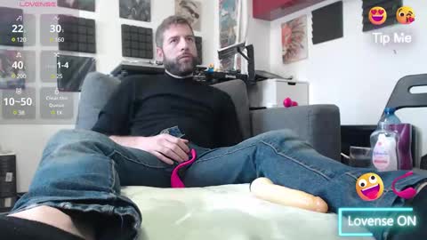 Snapshot of pingones79 chatting on February 26, 1:19 pm pingones 79 online show from February 26, 1:19 pm