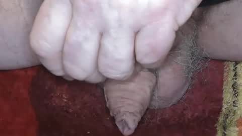 Snapshot of pinholder chatting on January 8, 8:29 pm Michael online show from January 8, 8:29 pm