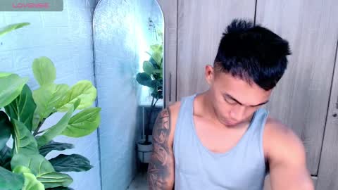 ethan online show from April 3, 11:34 pm