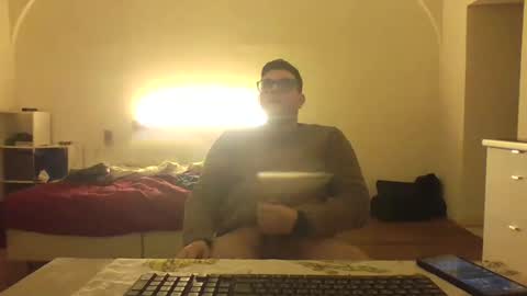 Snapshot of pisellatore96 chatting on January 4, 4:54 pm Pisellatore96 online show from January 4, 4:54 pm