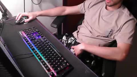 pixelsin online show from April 2, 1:03 am