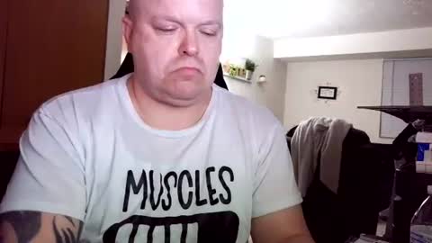 pkgotnos1 online show from February 28, 2:54 am