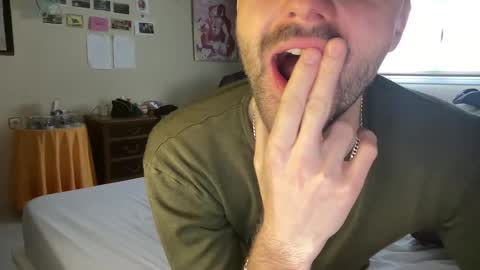 placebo14 online show from December 29, 12:45 pm