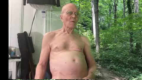 Snapshot of playdayfunshow chatting on March 2, 5:44 am STC online show from March 2, 5:44 am