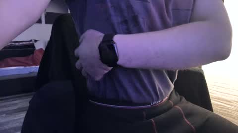 Hello ask me  . Im glad  to see you here in my room. Welcome PVT is open online show from December 24, 1:17 pm