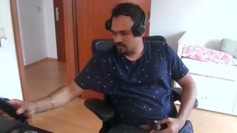 Sam online show from May 10, 1:01 pm