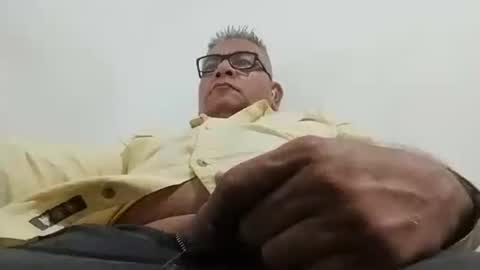 poli online show from December 16, 5:06 am