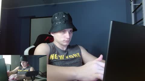 Poliglotjoe2 online show from February 16, 9:35 pm