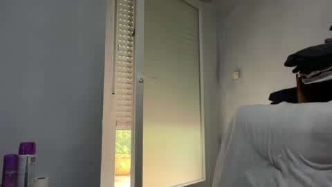pollabeta online show from May 16, 10:36 am