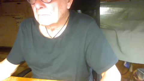 pomme1949 online show from March 12, 8:19 am