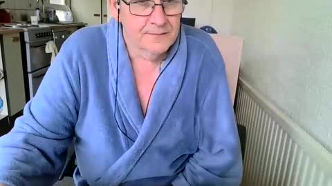 poshman65 online show from March 11, 11:12 am