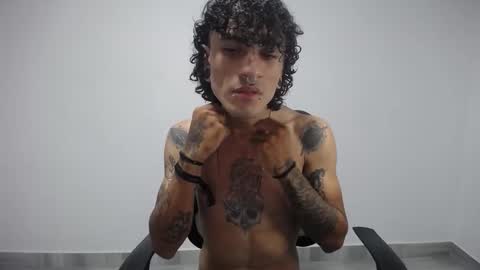 Plux online show from February 24, 3:12 am