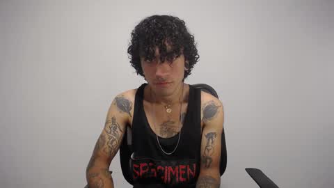 Plux online show from January 23, 2:44 am