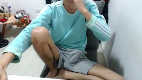 PRESSURE online show from January 3, 8:43 am