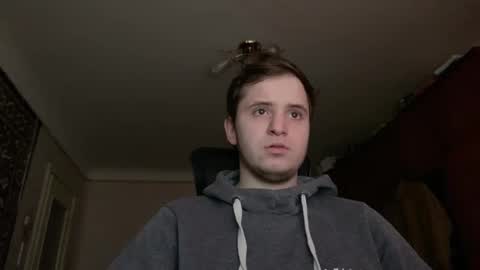 prettyboyhot01 online show from March 7, 9:40 am