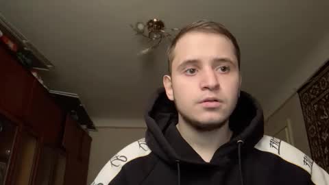 prettyboyhot01 online show from October 18, 8:41 am