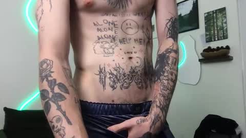 pretty boy online show from October 29, 3:09 am