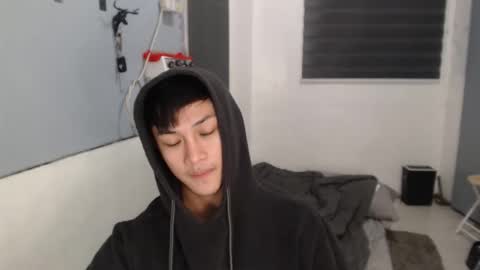 Prince Adrian online show from November 13, 5:39 pm