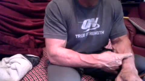 MUSCLEGOD online show from March 26, 7:18 pm