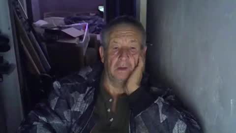 projectorepson online show from October 15, 7:43 pm